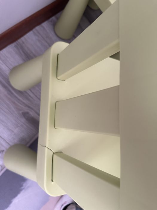 Стол и стулья Икеа