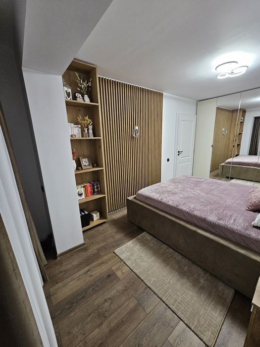 Închiriez apartament 3 camere langa Medicină