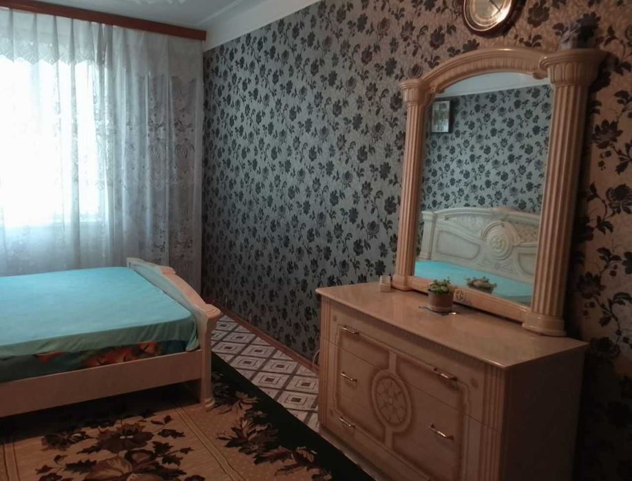 Дава се под наем Двустаен апартамент в София, Триъгълника - 70 кв.м за 350 € - Снимка #2