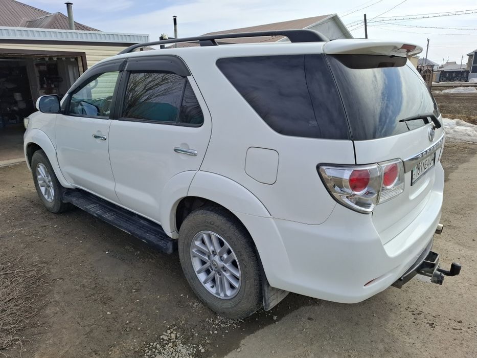 Продам Тойота Фортунер