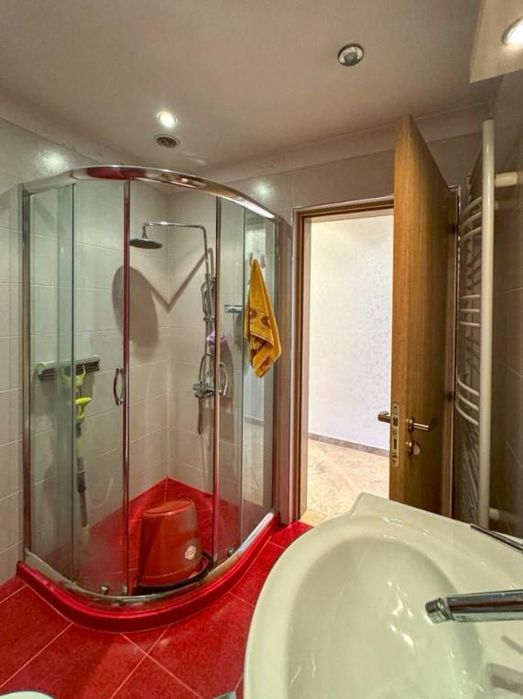 Дава се под наем Двустаен апартамент в София, Оборище - 70 кв.м за 650 € - Снимка #8