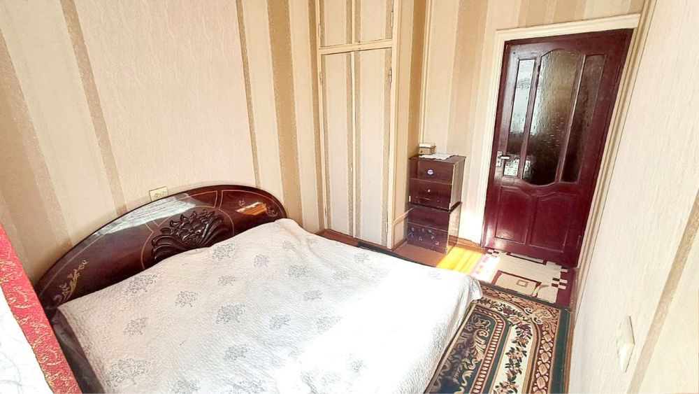 Сотилади 4/2/4 Коракамиш 2/4