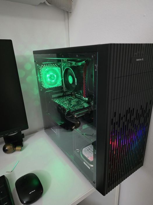 Vand pc ryzen 5, 16gb ram, rx 570 8 gb