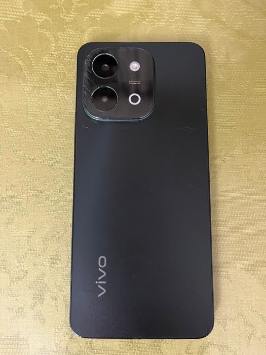 продается телефон vivo y28