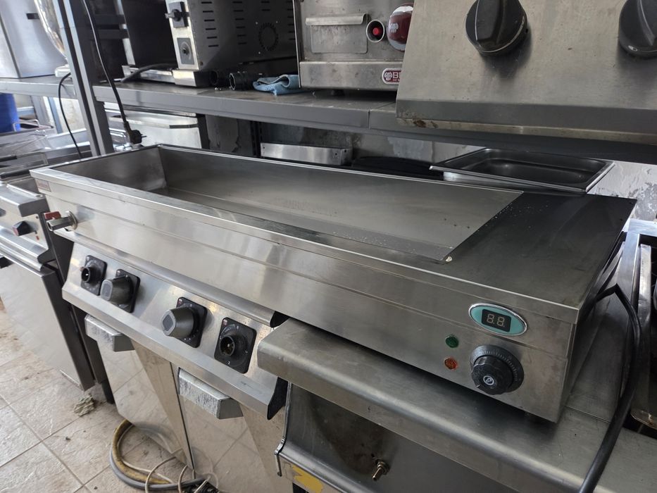 Grill electric cu sau de banc, gaz sau curent