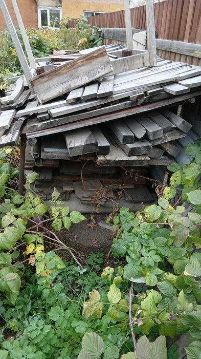 Продам  доски на дрова