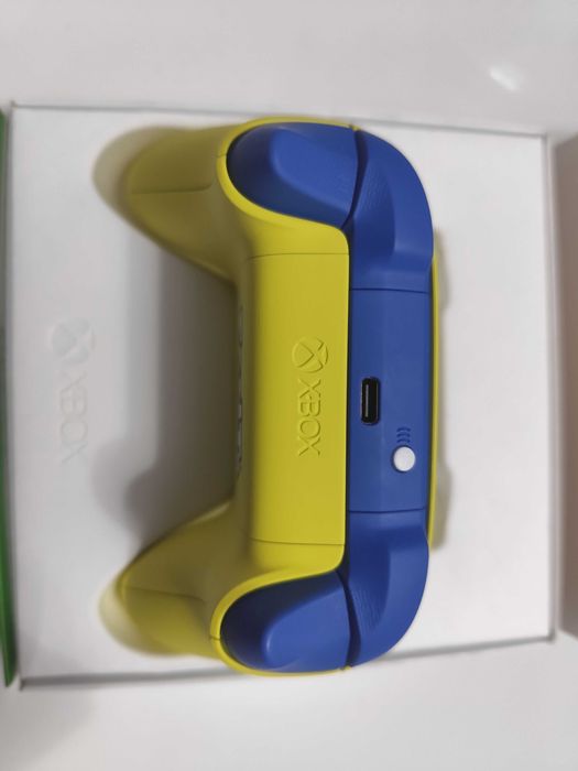 XBOX controller Fanta