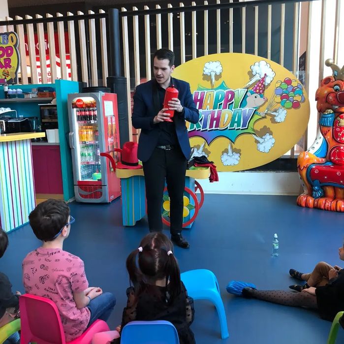 Magician petreceri copii Smoments Bucuresti și Ilfov