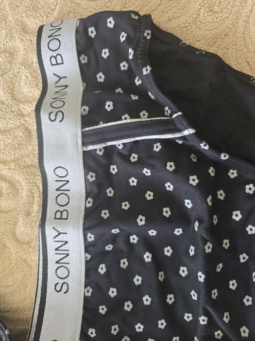 Мъжко бельо, слипове M и XL размери.