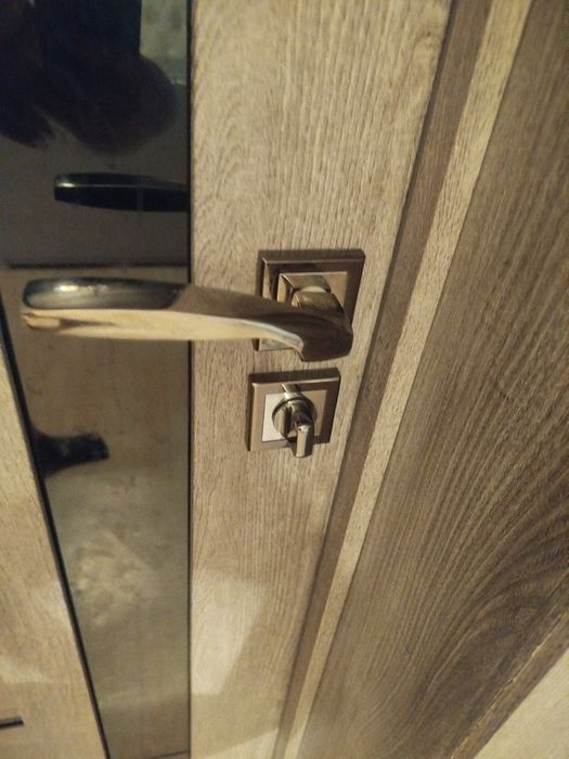 Продам 3 двери в сборе 2000х700