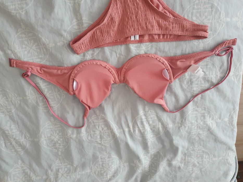 Бански с бразилиана