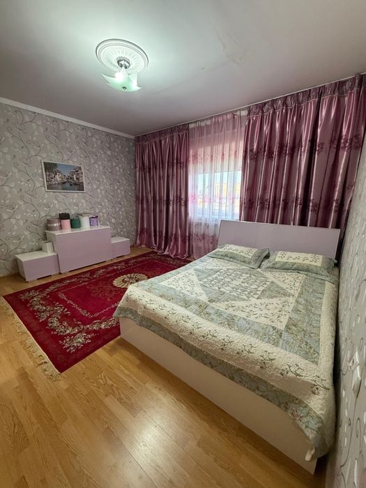 Продаеться спальная гарнитура