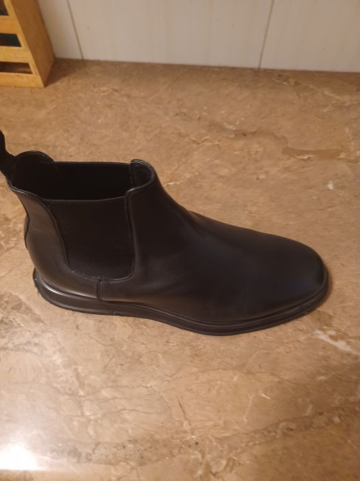 Vând ghete marca Denis