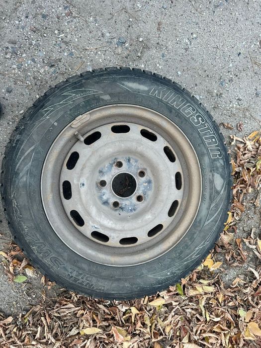 Шины зимние.