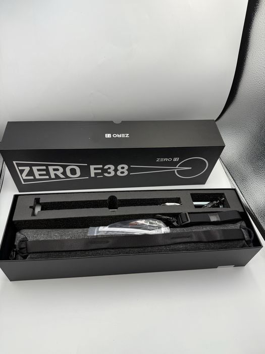 Coman Zero F38 trepied carbon