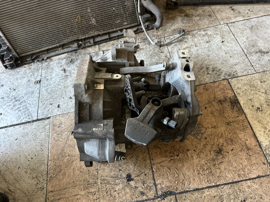 Ръчна кутия за 1.6tdi-105 след 2010г Шкода,VW - LUB код на кутията!