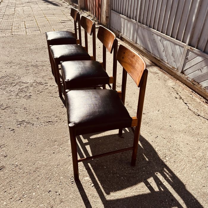 Винтидж италиански столове – комплект 4 бр. – Mid Century