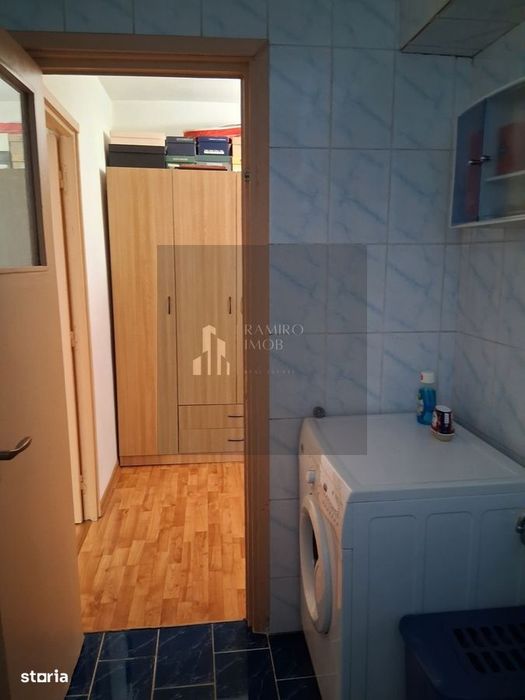 Apartament 2 camere/50mp/etaj 1/balcon/10 min metrou Dristor/Parc IOR