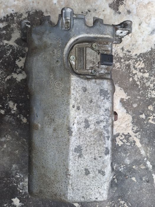 Поддон на Фольксваген Гольф