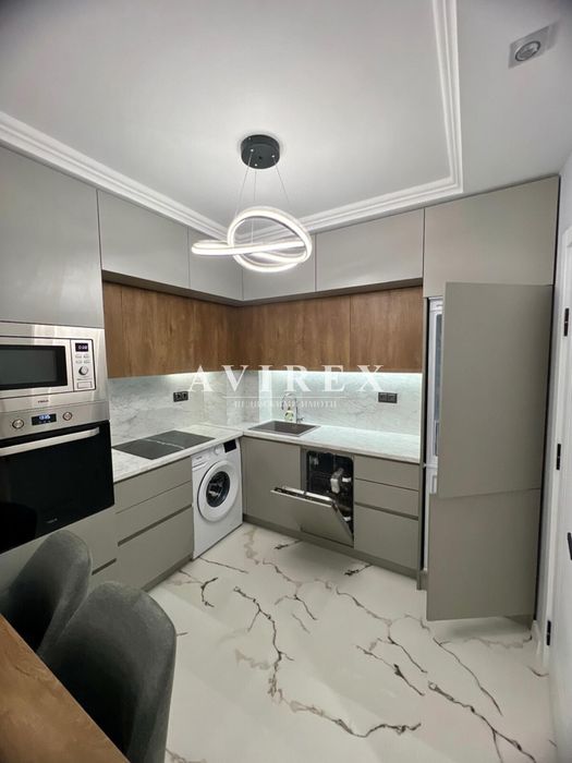 Дава се под наем Двустаен апартамент в Пловдив, Остромила - 70 кв.м за 538.56 € - Снимка #4