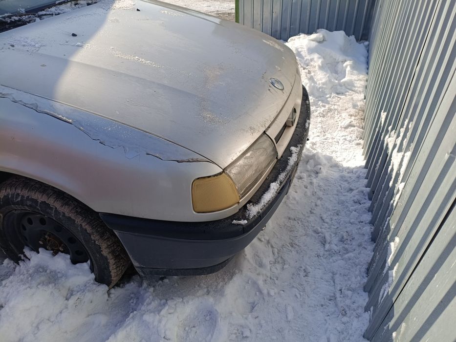 Продам Опель вектора а