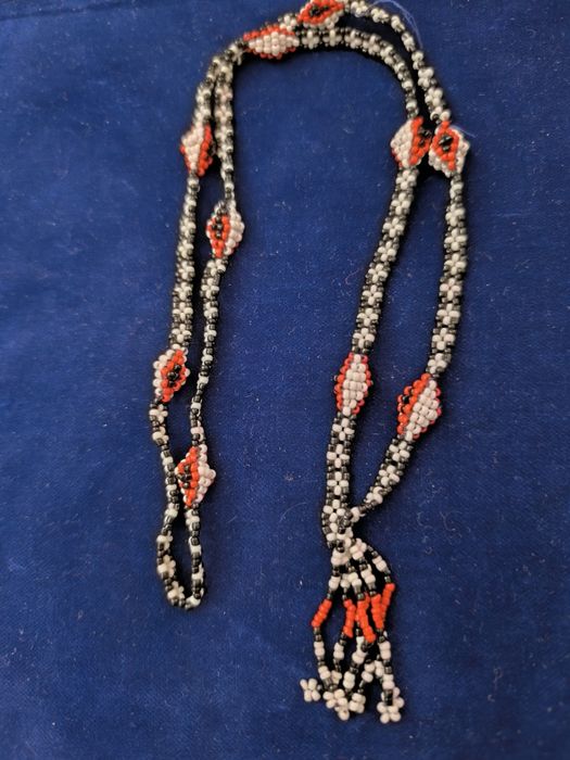 сребърна висулка лот от 3 вносни бижута едно старо колие народна но