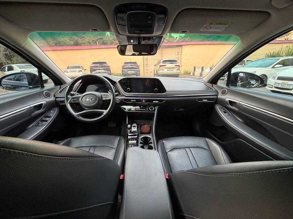 Hyundai Sonata Год 2022 август Объем 2.5л 59000км