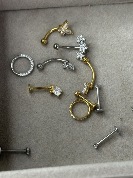 Дамски обеци - различни видове