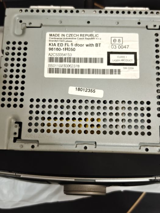 Радио/Мултимедия за Kia ceed 2009-2012 CD-MP3,AUX и Bluetooth