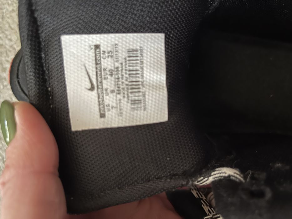 Маратонки Nike air max номер 40