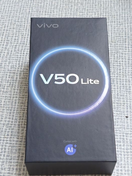 Продам телефон Vivo V50 Lite