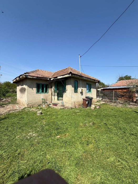 Casa de vanzare  locuibila