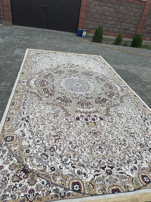 Продается ковер турецкий