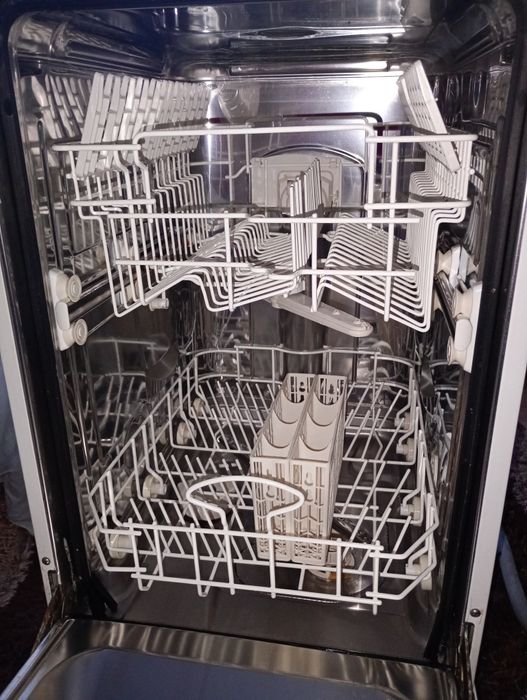 Mașina de spălat vase Whirlpool