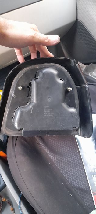 Set stopuri Hella fumuri VW golf 3 GTI complecte  cu socluri .