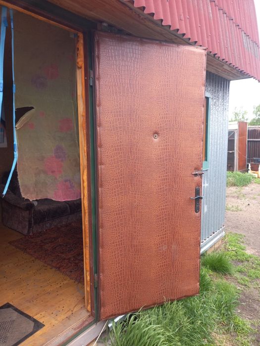 Продам домик двухэтажный