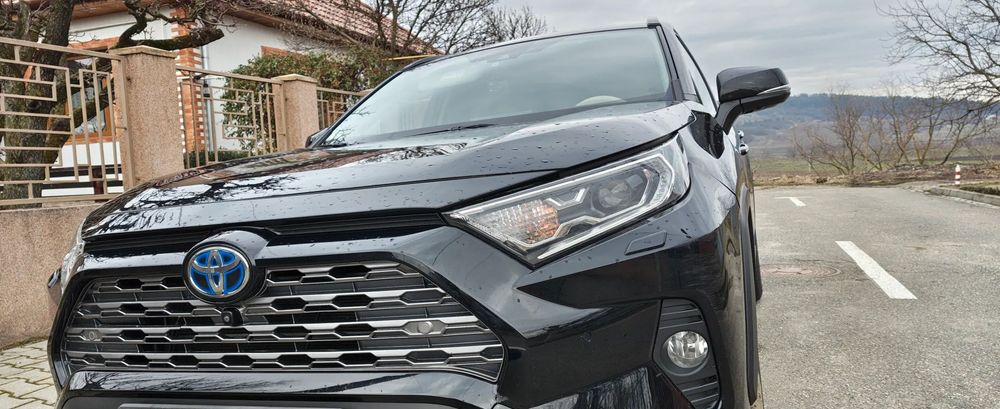 Toyota RAV4 4x4, Cameră 360, istoric Toyota