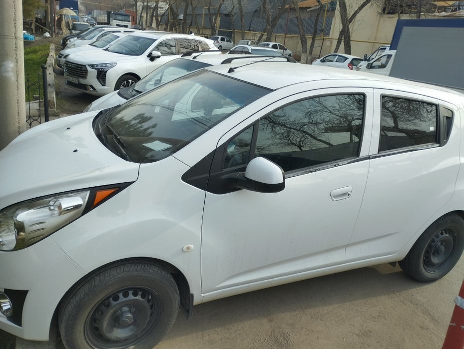 Spark 2016 yili 153 min yurgan xoladi zor evro 2 avtomat