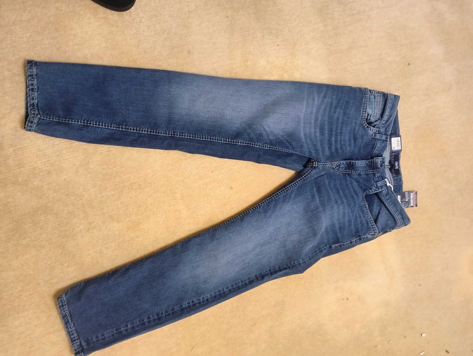 Pioneer Jeans Noi cu eticheta