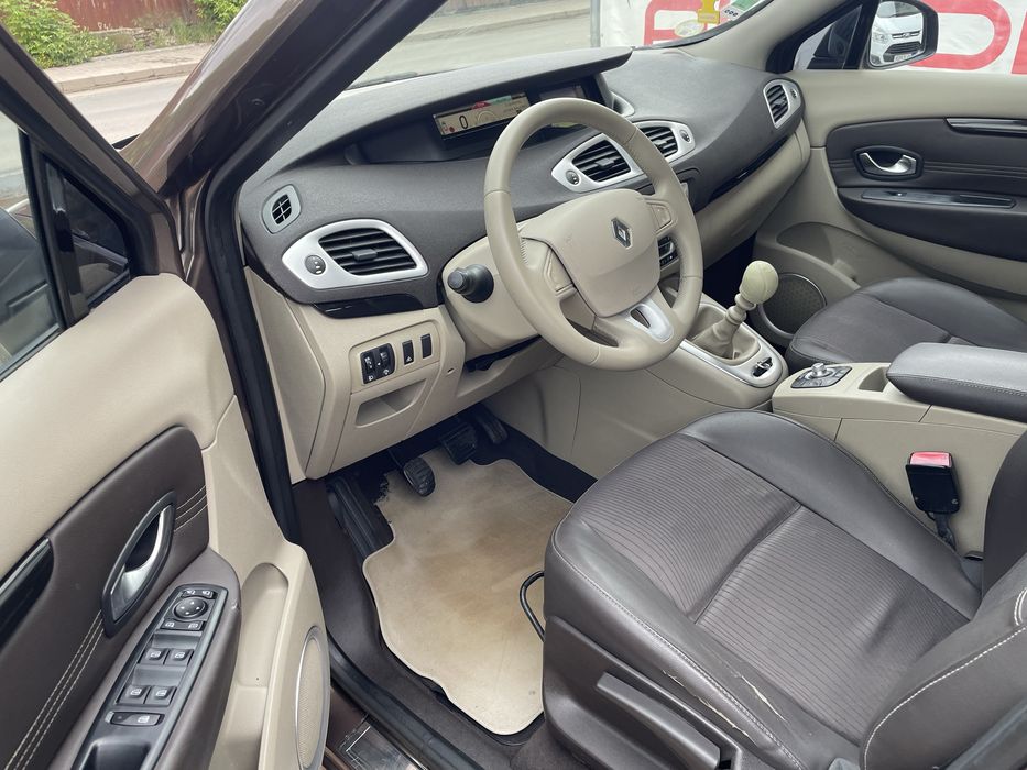 Renault Grand Scenic 7 locuri