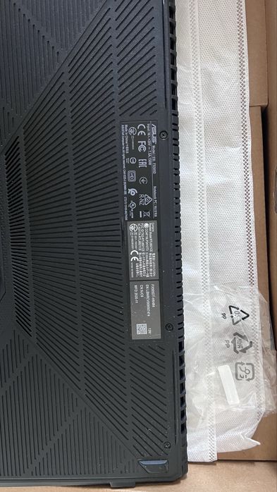 Продам ноутбук на запчасти