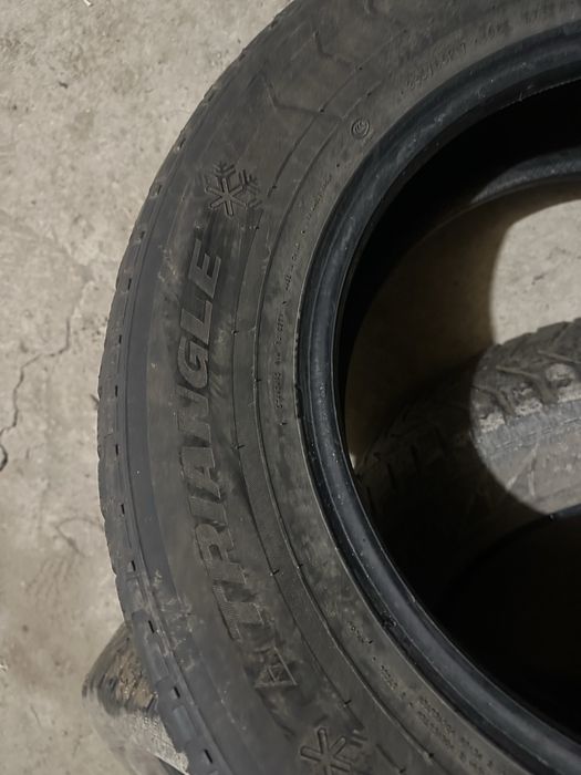 Шины зимние б/у 235/65/17