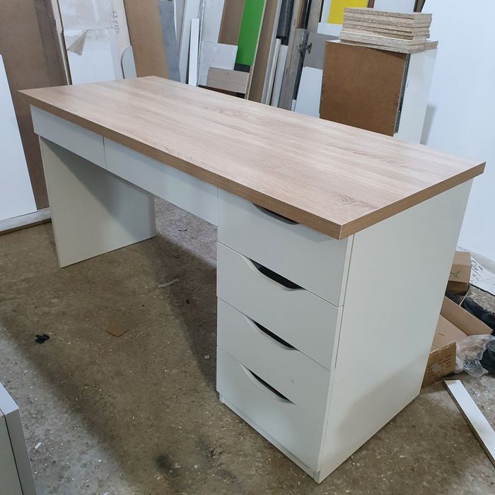 Столы письменные,  компьютерные