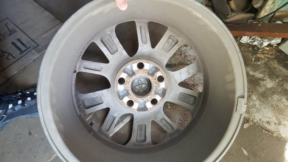 Диски Литье r16 Toyotа