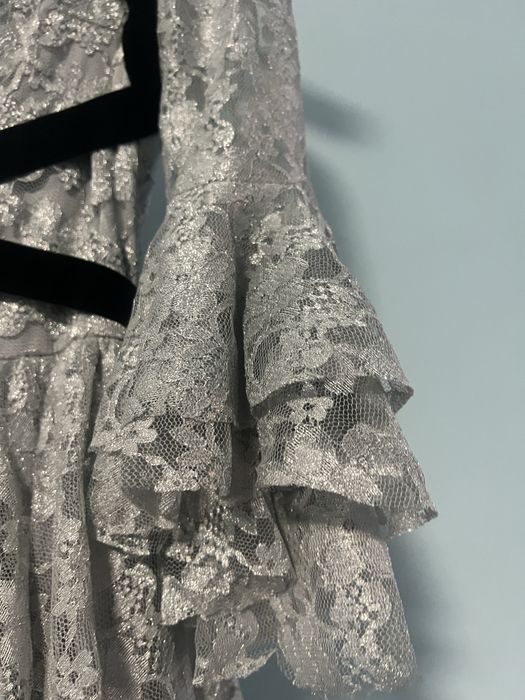 Продам платье нарядное, размер S