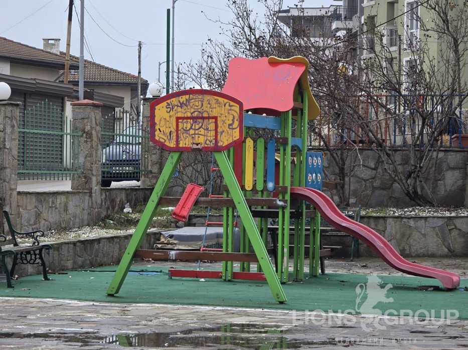 3-стаен във Варна, област-м-т Ален Мак, площ 95 кв.м, цена 172 000 €