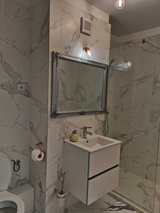 Apartament 3 camere si loc de parcare subteran bloc Seasons