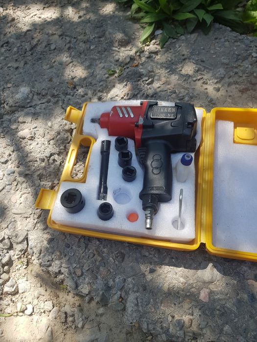 Гайковерт      пневматический