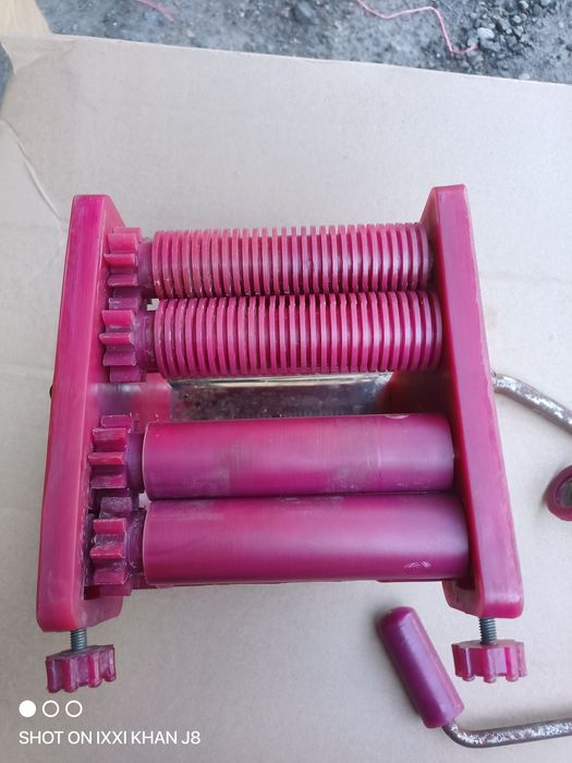 Лапширезка советская.