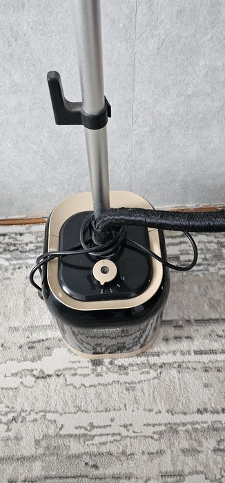 Отпариватель для одежды Tefal
